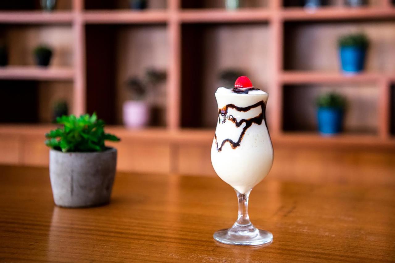 グランド シレニス プンタカナ リゾート カジノ&アクアゲームス オール インクルーシブ Uvero Alto エクステリア 写真 A milkshake