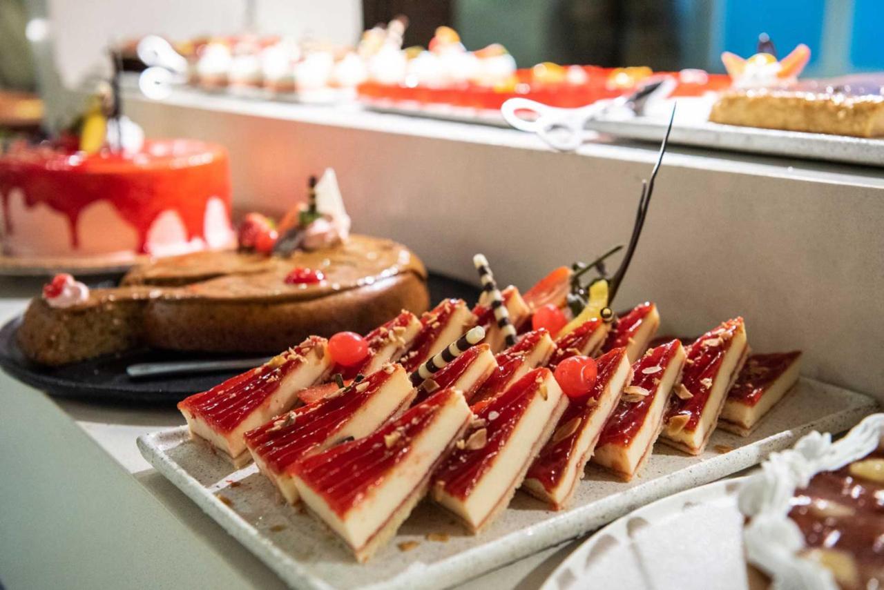 グランド シレニス プンタカナ リゾート カジノ&アクアゲームス オール インクルーシブ Uvero Alto エクステリア 写真 Desserts