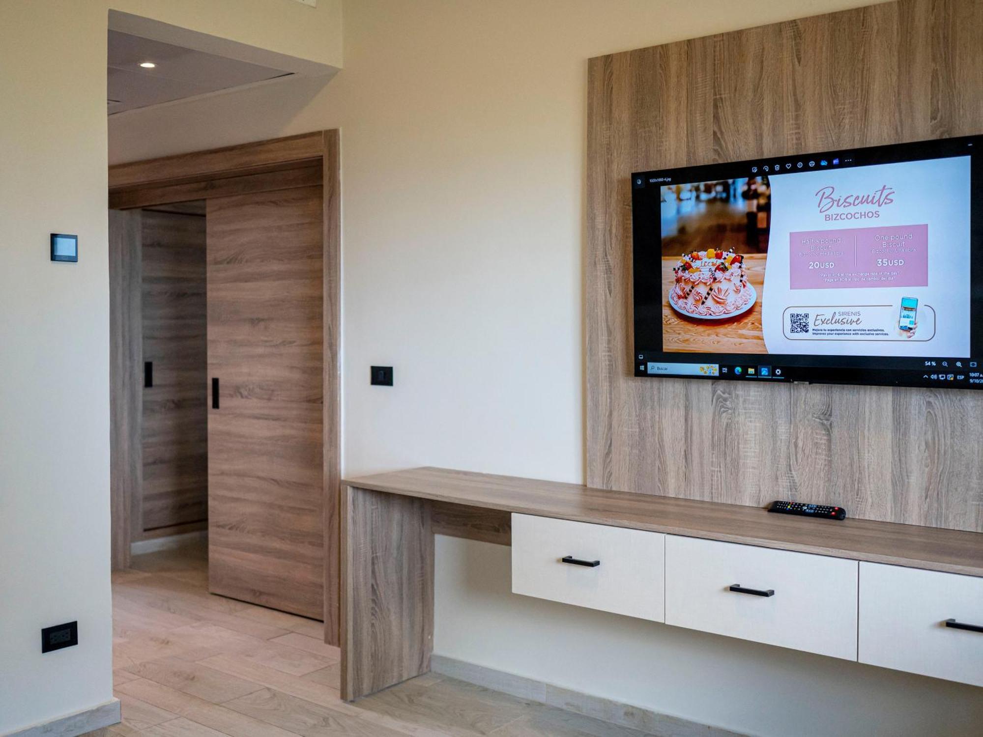 グランド シレニス プンタカナ リゾート カジノ&アクアゲームス オール インクルーシブ Uvero Alto エクステリア 写真 A room at the hotel