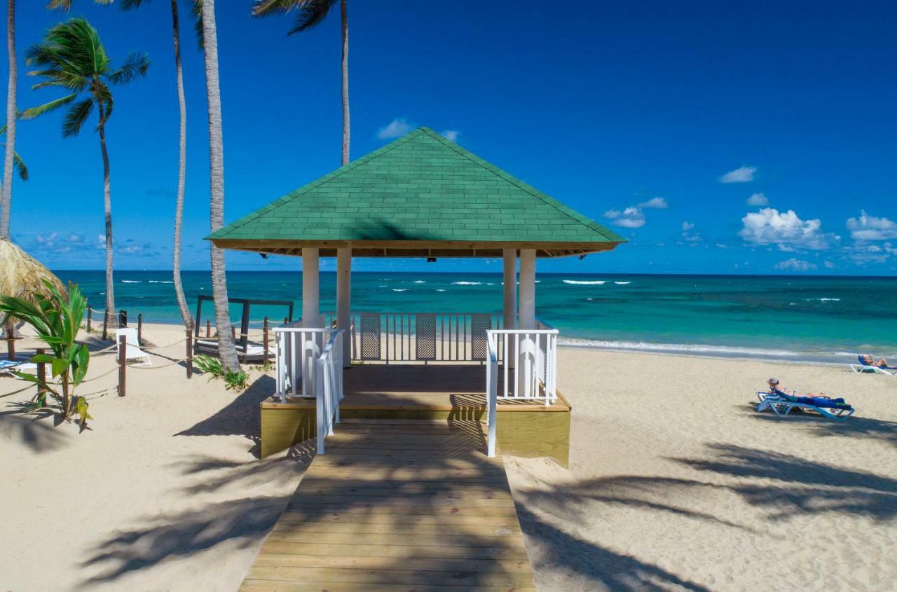 グランド シレニス プンタカナ リゾート カジノ&アクアゲームス オール インクルーシブ Uvero Alto エクステリア 写真 A beach in Punta Cana