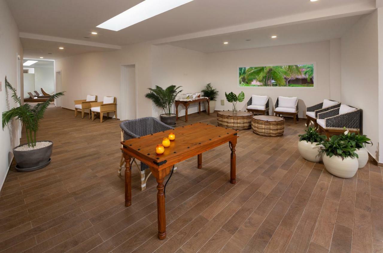 グランド シレニス プンタカナ リゾート カジノ&アクアゲームス オール インクルーシブ Uvero Alto エクステリア 写真 The Spa at The Westin